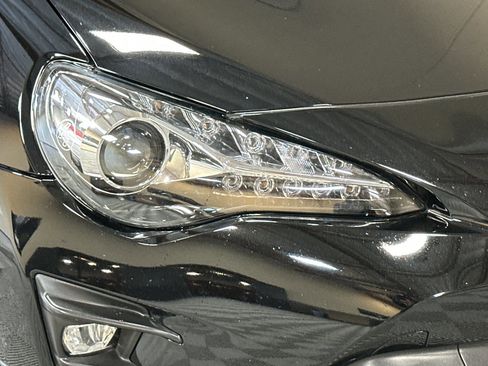 Used 2019 Toyota 86 image 42