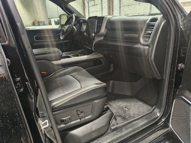 Used 2024 RAM 2500 Laramie w/ Night Edition AWD/4WD image 21