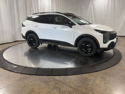 New 2026 Kia Sportage X-Line image 3