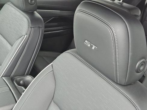 Used 2026 Buick Enclave Sport Touring FWD image 19