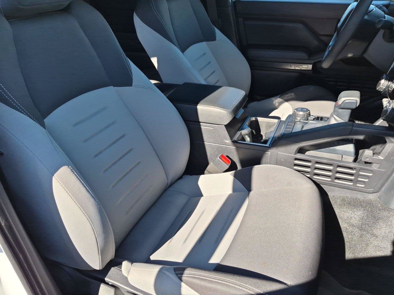 Used 2025 Toyota Tacoma TRD Sport AWD/4WD image 15