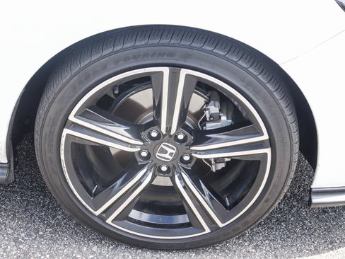 Used 2024 Honda Accord Sport image 7