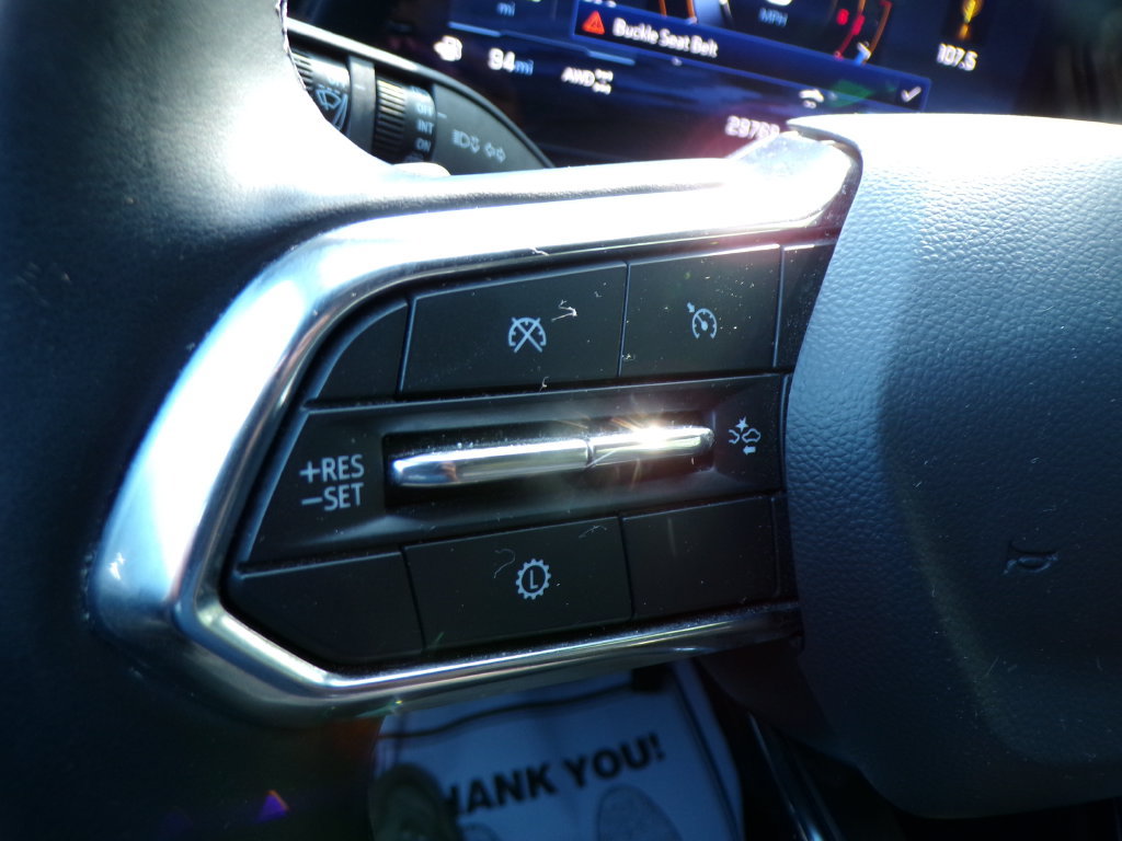 Used 2025 Chevrolet Equinox LT AWD/4WD image 29