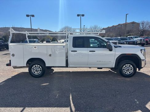 New 2026 GMC Sierra 2500 Pro w/ Convenience Package image 4