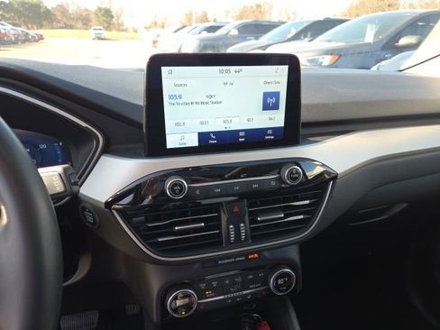 Used 2021 Ford Escape SEL w/ Technology Package image 10