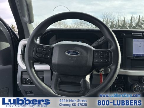 Used 2024 Ford F250 XLT image 13