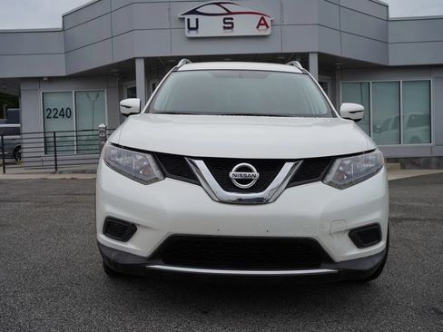 Used 2016 Nissan Rogue SV FWD image 2