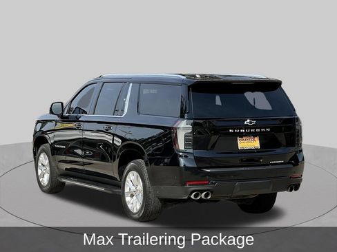 Used 2025 Chevrolet Suburban Premier w/ Sun And Tow Package AWD/4WD image 4