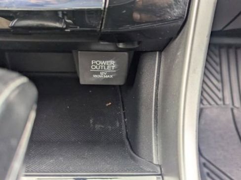 Used 2017 Honda Accord Touring image 38