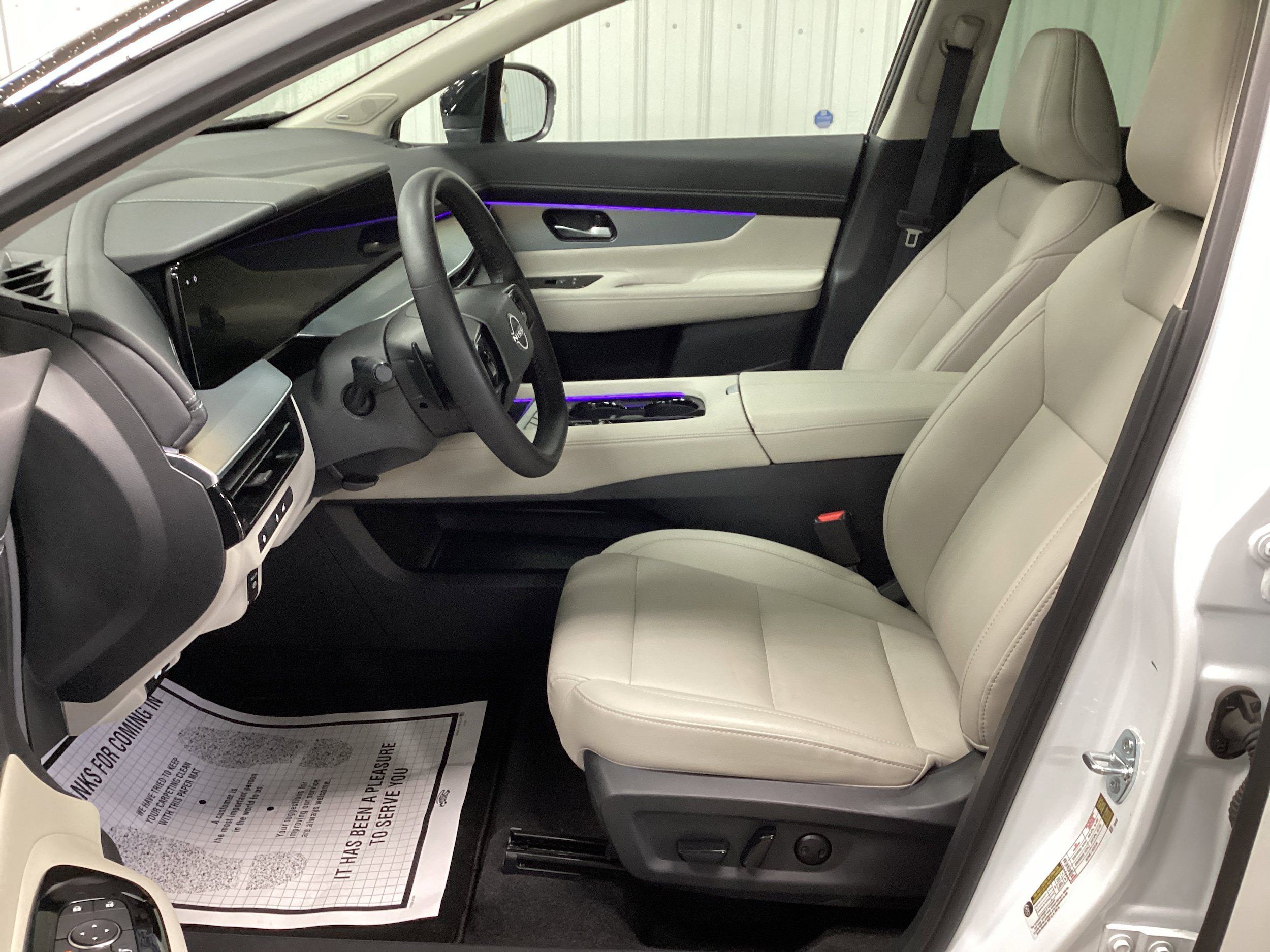 Used 2025 Nissan Murano SL AWD/4WD image 15