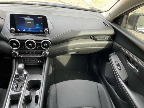 Used 2024 Nissan Sentra SV image 12