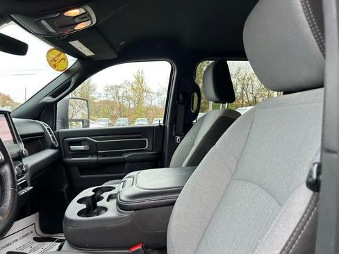 Used 2024 RAM 2500 Big Horn w/ Bed Utility Group image 12