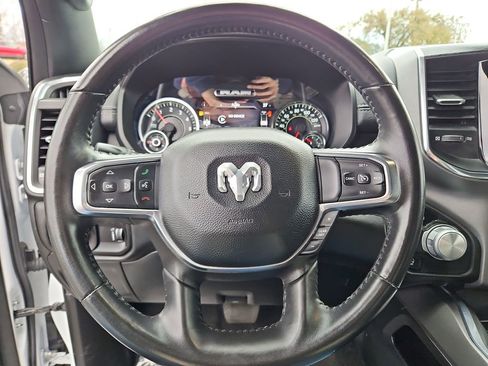 Used 2024 RAM 1500 Laramie image 10