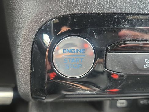 Used 2024 Ford Escape ST-Line w/ Tech Pack #1 AWD/4WD image 20