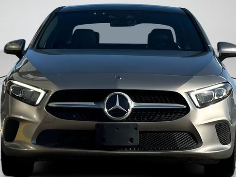 Used 2019 Mercedes-Benz A 220 4MATIC image 4