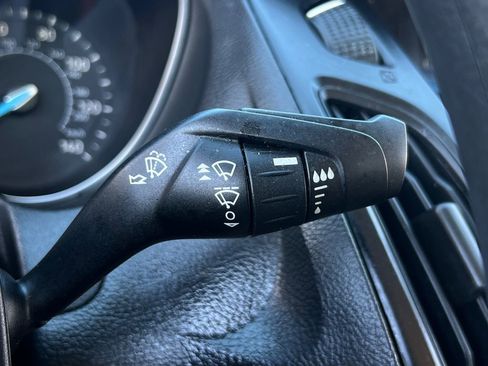 Used 2018 Ford Focus SE image 27