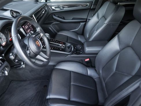 Used 2024 Porsche Macan S image 16