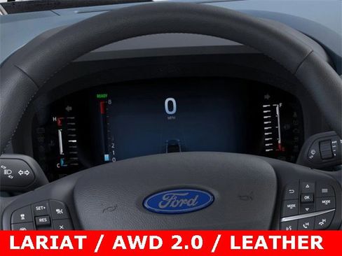 New 2025 Ford Maverick Lariat image 13