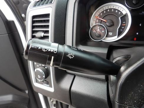Used 2014 RAM 1500 Big Horn image 29
