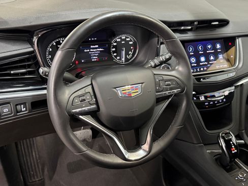 Used 2023 Cadillac XT6 Luxury FWD image 4