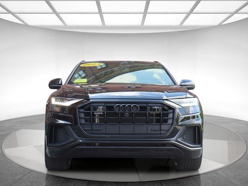 Used 2023 Audi Q8 Premium Plus AWD/4WD image 2