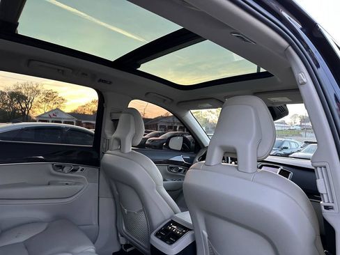 Used 2016 Volvo XC90 T6 Momentum w/ Protection Package Plus AWD/4WD image 35