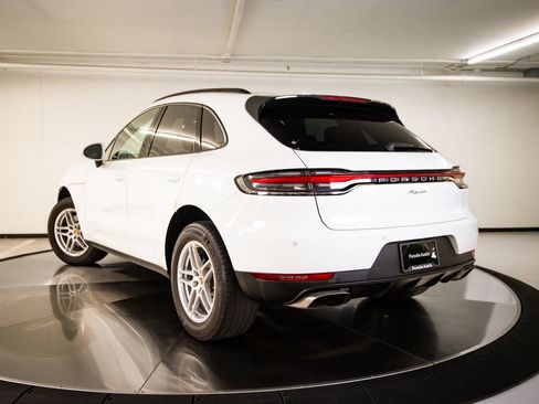 Certified 2021 Porsche Macan AWD/4WD image 3