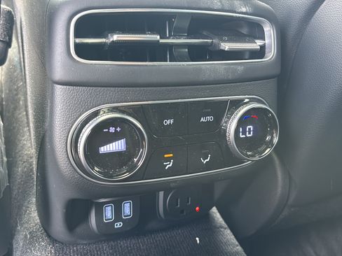 Used 2025 Genesis GV70 2.5T w/ Sport Prestige Package AWD/4WD image 14