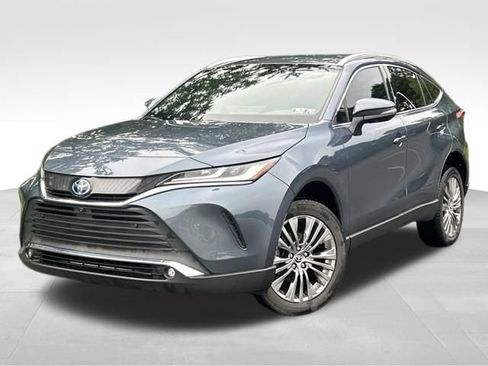 Certified 2023 Toyota Venza Limited AWD/4WD image 16