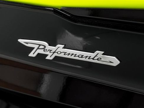 Used 2024 Lamborghini Urus Performante AWD/4WD image 58