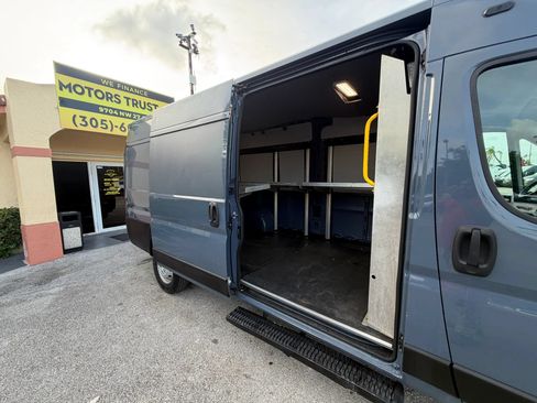 Used 2020 RAM ProMaster 3500 FWD image 6