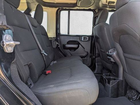 Used 2019 Jeep Wrangler Unlimited Sport S AWD/4WD image 19