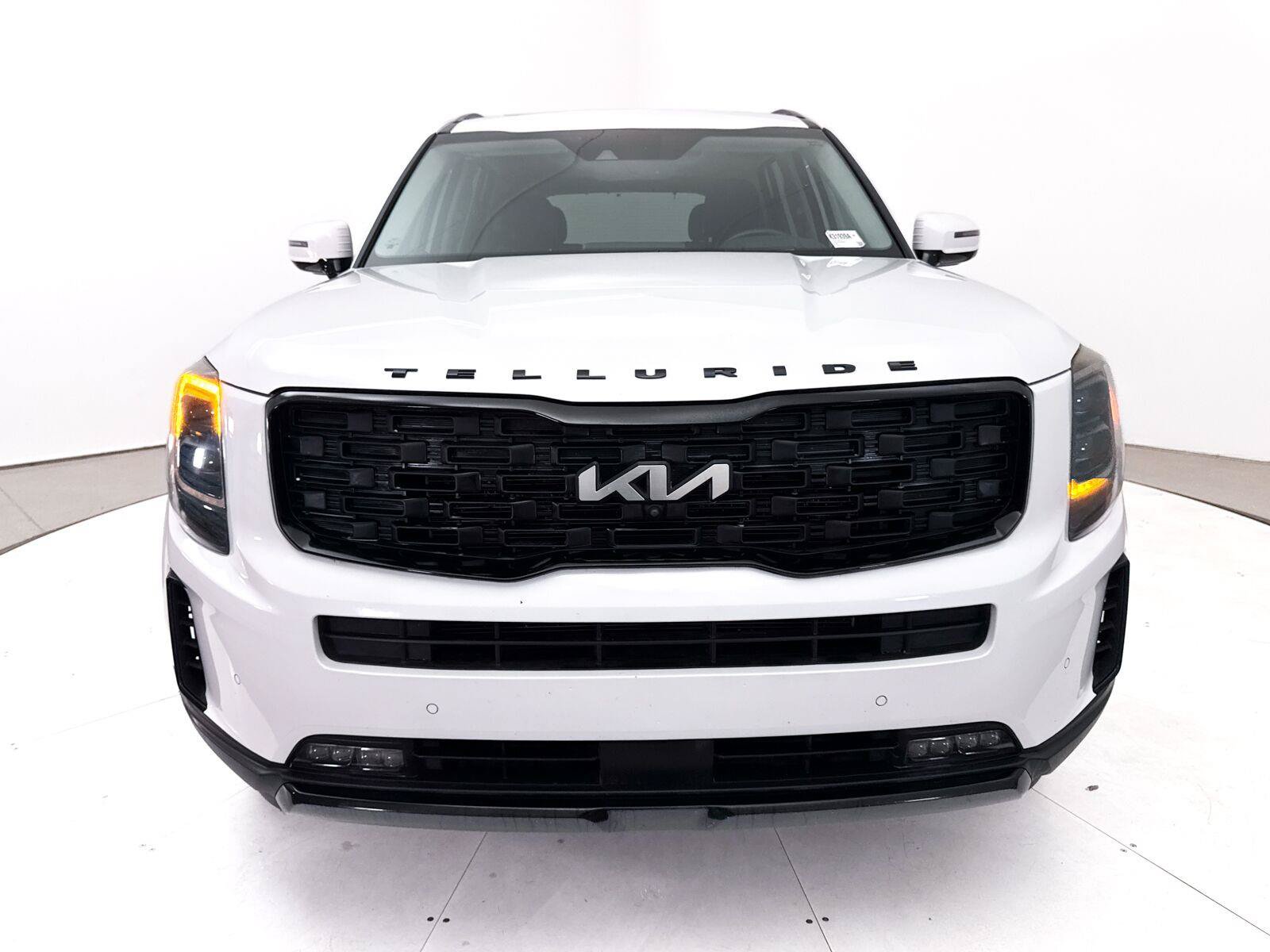 Used 2022 Kia Telluride SX w/ SX Prestige Package AWD/4WD image 2