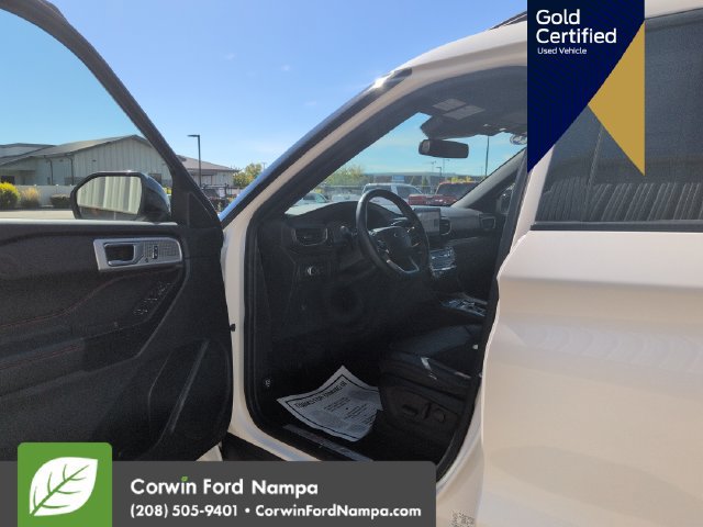 Used 2022 Ford Explorer ST-Line w/ Class IV Trailer Tow Package AWD/4WD image 11