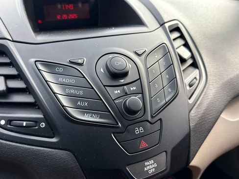 Used 2013 Ford Fiesta S image 17