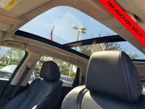 Certified 2026 Acura MDX w/ Technology Package image 19