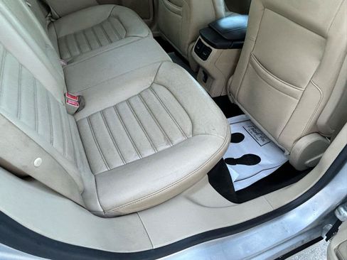 Used 2013 Ford Fusion SE FWD image 11