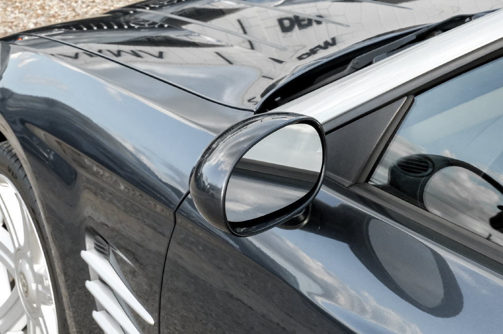 Used 2006 Chrysler Crossfire Limited RWD image 34