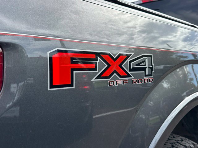 Used 2018 Ford F150 XLT w/ Equipment Group 302A Luxury AWD/4WD image 16