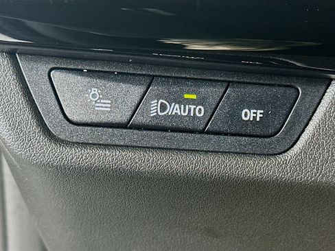 Used 2025 BMW X1 xDrive28i image 17