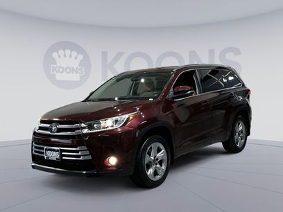 Used 2017 Toyota Highlander Limited