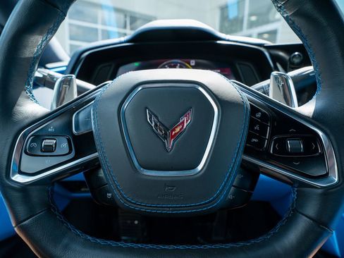 Used 2023 Chevrolet Corvette Stingray Premium Conv RWD image 38