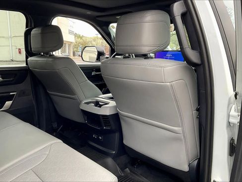 Used 2025 Toyota Tundra Limited image 20