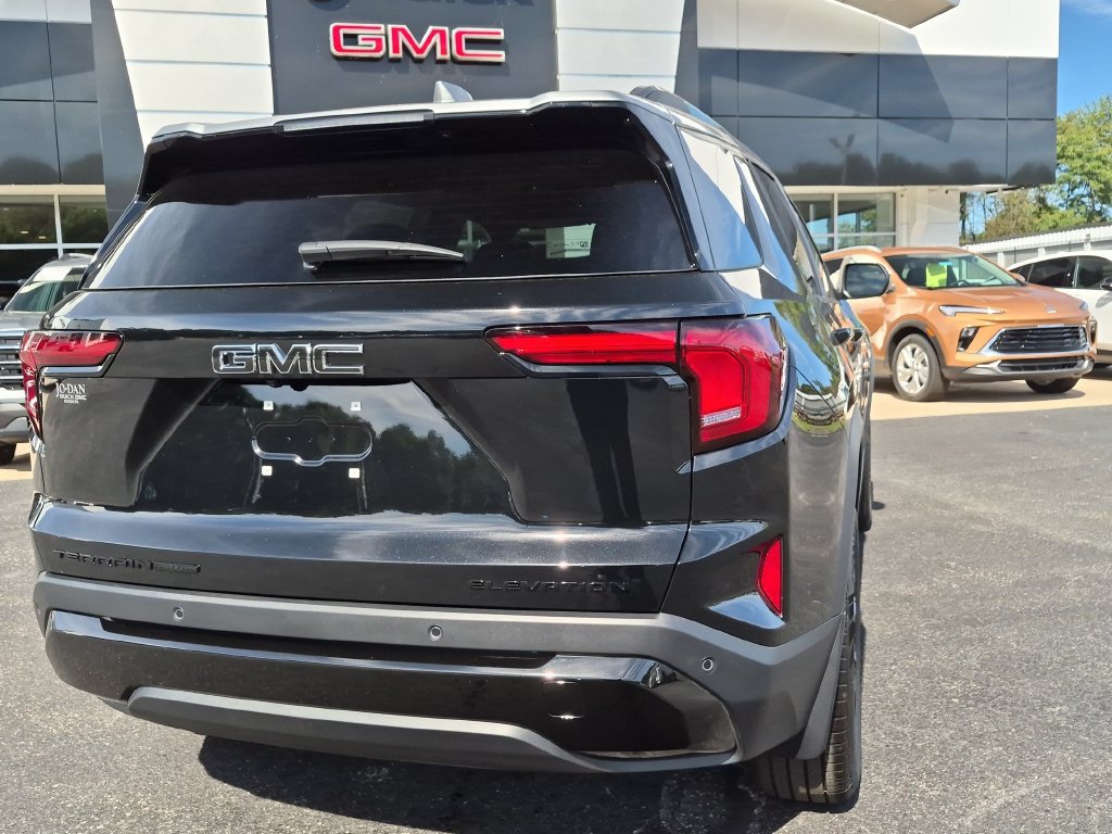 New 2027 GMC Terrain Elevation w/ Elevation Premium Package AWD/4WD image 7