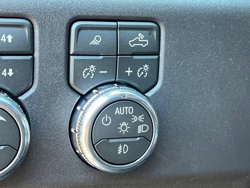 New 2026 GMC Sierra 1500 SLT w/ SLT Premium Plus Package AWD/4WD image 24