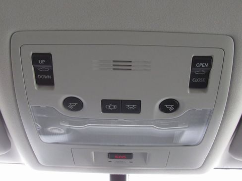 Used 2016 Lexus IS 300 AWD image 26