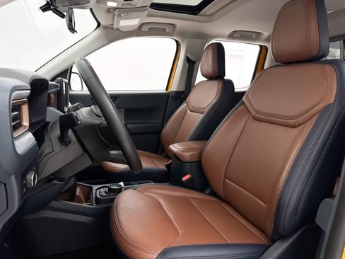 Used 2023 Ford Maverick Lariat w/ Lariat Luxury Package FWD image 20