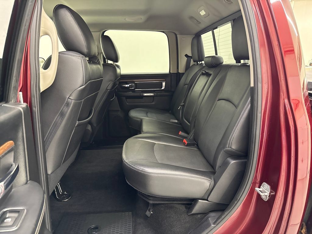 Used 2016 RAM 1500 Laramie w/ Convenience Group AWD/4WD image 23