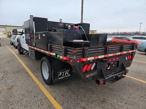 Used 2020 Ford F550 4X4 4dr Crew Cab 179.8 203.8 i image 5