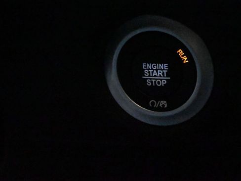 New 2026 Chrysler Pacifica Select image 18